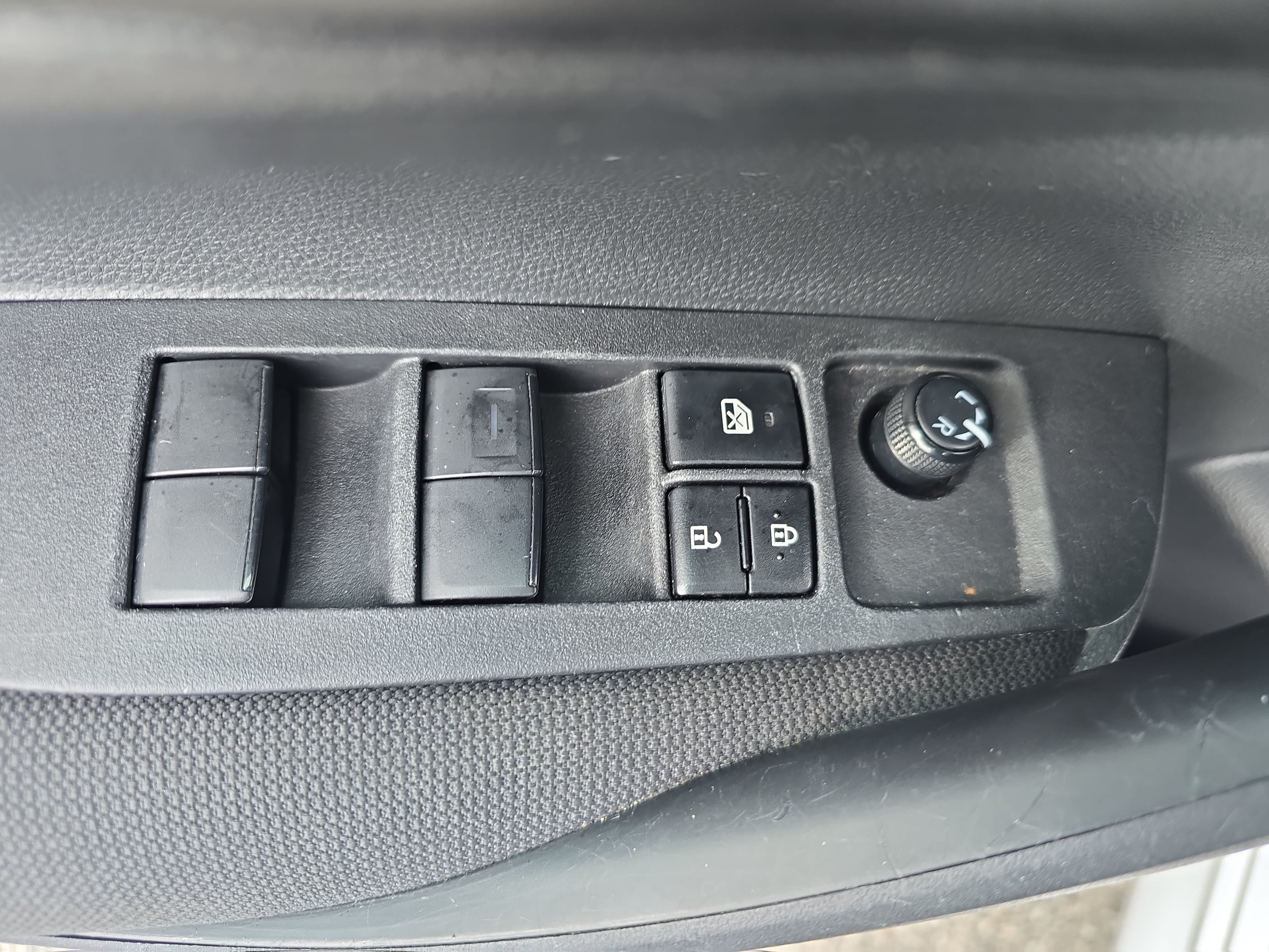 Used 2024 Toyota Corolla LE FWD image 26