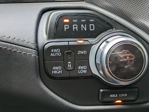 Used 2022 RAM 1500 Limited AWD/4WD image 26