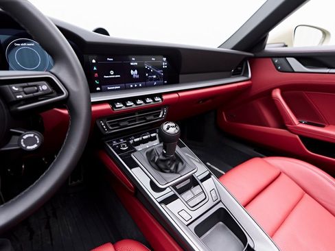 Used 2022 Porsche 911 Carrera S image 69