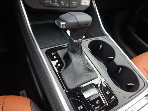 New 2026 Kia Carnival SX Prestige image 10