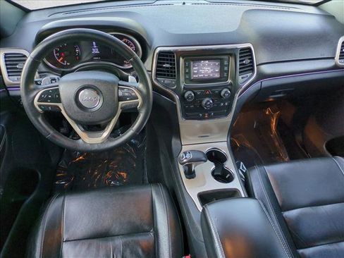 Used 2014 Jeep Grand Cherokee Limited image 16