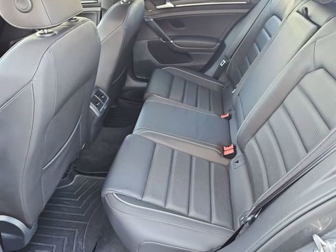 Used 2019 Volkswagen Golf R 4-Door AWD/4WD image 19