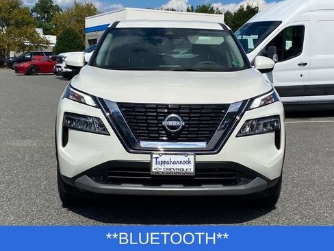 Used 2023 Nissan Rogue SV image 6