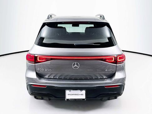 Used 2022 Mercedes-Benz EQB 300 EQB 300 image 10
