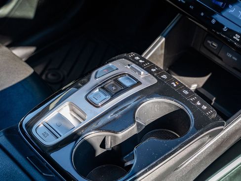 Used 2024 Hyundai Tucson Limited image 13