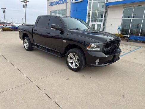 Used 2018 RAM 1500 Sport image 3