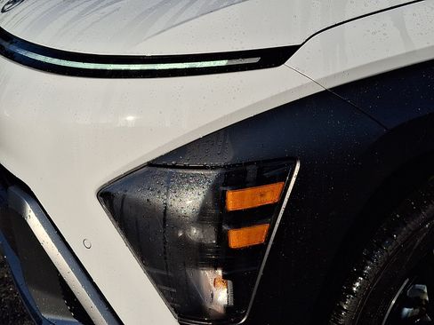 Used 2026 Hyundai Kona Limited AWD/4WD image 9