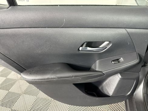 Used 2022 Nissan Sentra SV w/ All-Weather Package image 43