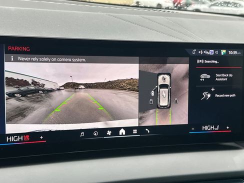 Used 2025 BMW X3 xDrive30i w/ Premium Package image 21