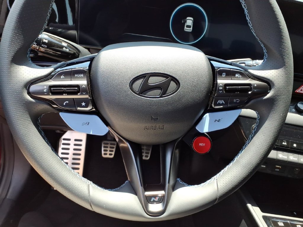 Used 2025 Hyundai Elantra N FWD image 11