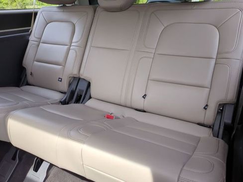 Used 2023 Lincoln Navigator L Reserve image 34