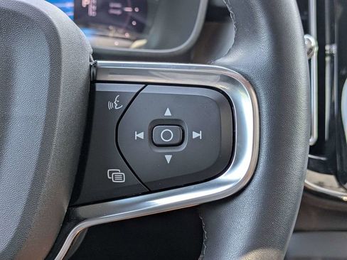 Certified 2023 Volvo C40 Recharge Core AWD/4WD image 27