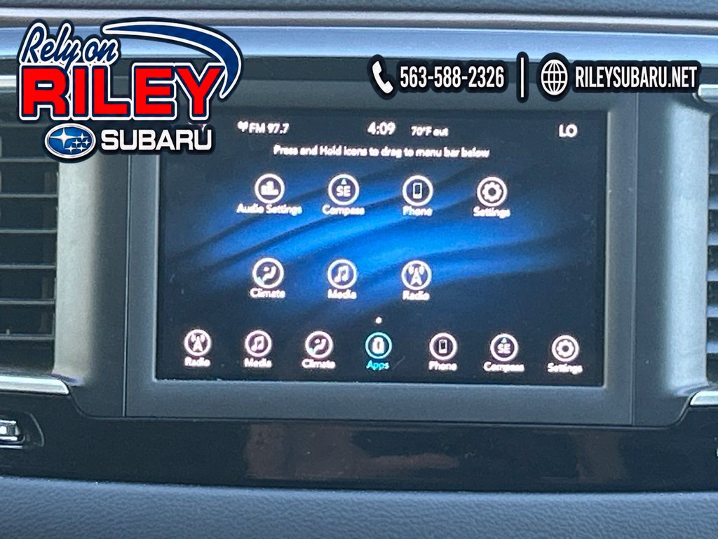 Used 2018 Chrysler Pacifica Touring Plus FWD image 23