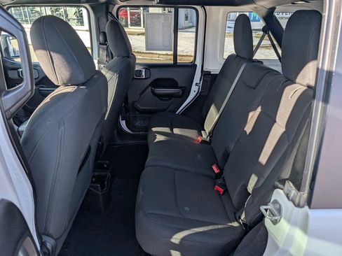 Used 2018 Jeep Wrangler Unlimited Sport S image 15