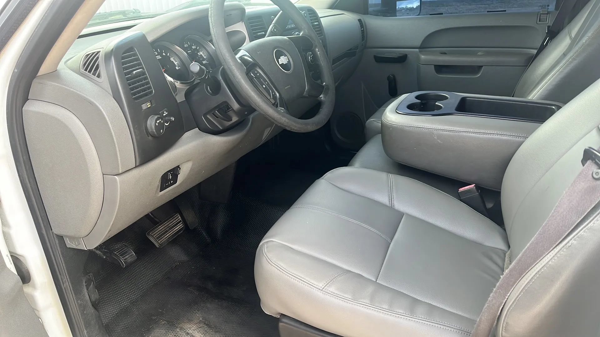 Used 2012 Chevrolet Silverado 2500 W/T RWD image 9