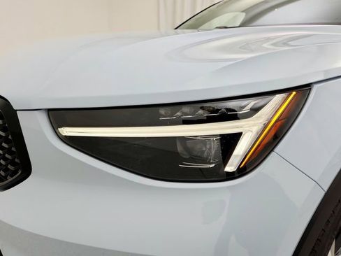 New 2026 Volvo XC40 B5 Plus w/ Protection Package Premier image 30