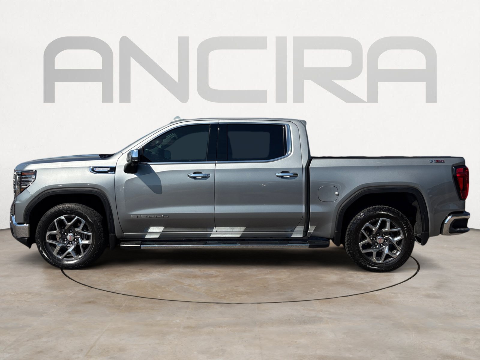 Used 2024 GMC Sierra 1500 SLT AWD/4WD image 7