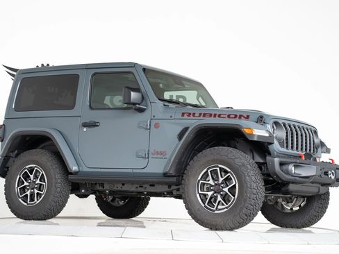 Used 2024 Jeep Wrangler Rubicon image 6