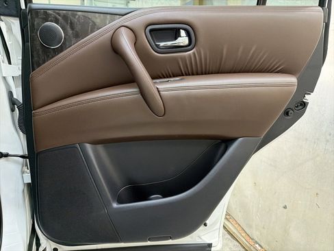 Used 2023 Nissan Armada Platinum w/ Captain's Chairs Package image 17