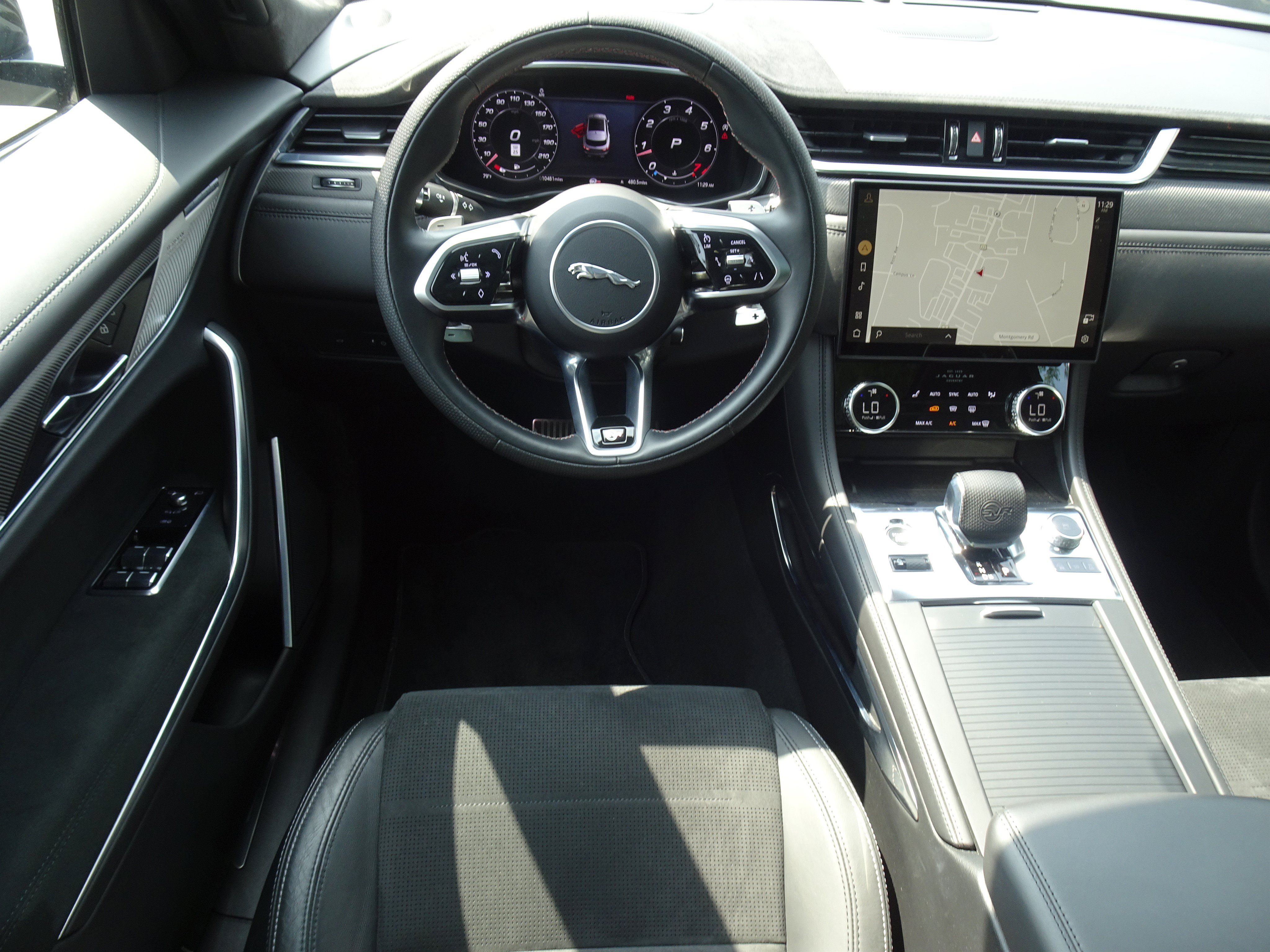 Used 2021 Jaguar F-PACE SVR AWD/4WD image 12