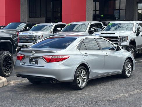 Used 2016 Toyota Camry SE w/ Moonroof Package FWD image 47