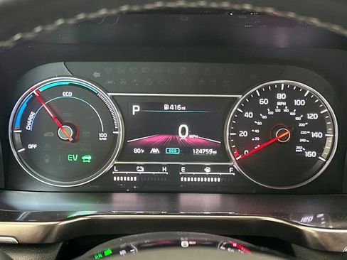 Used 2022 Kia Sorento S FWD image 28