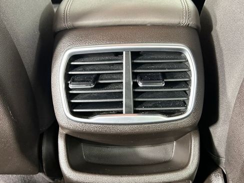 Used 2020 Hyundai Santa Fe SEL image 23