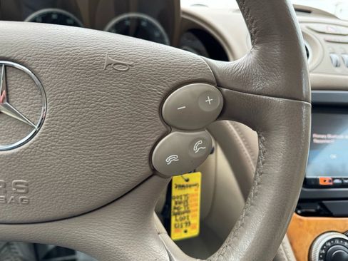 Used 2004 Mercedes-Benz SL 500 image 19