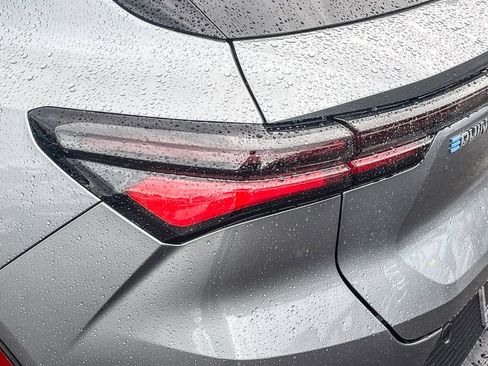 New 2026 Chevrolet Equinox EV LT image 8