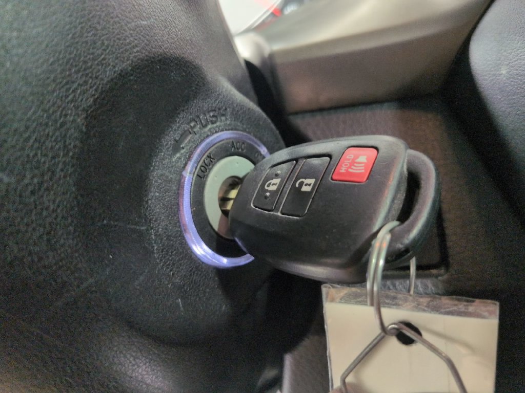 Used 2015 Toyota RAV4 XLE FWD image 45