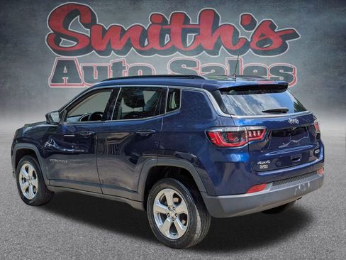 Used 2021 Jeep Compass Latitude image 4