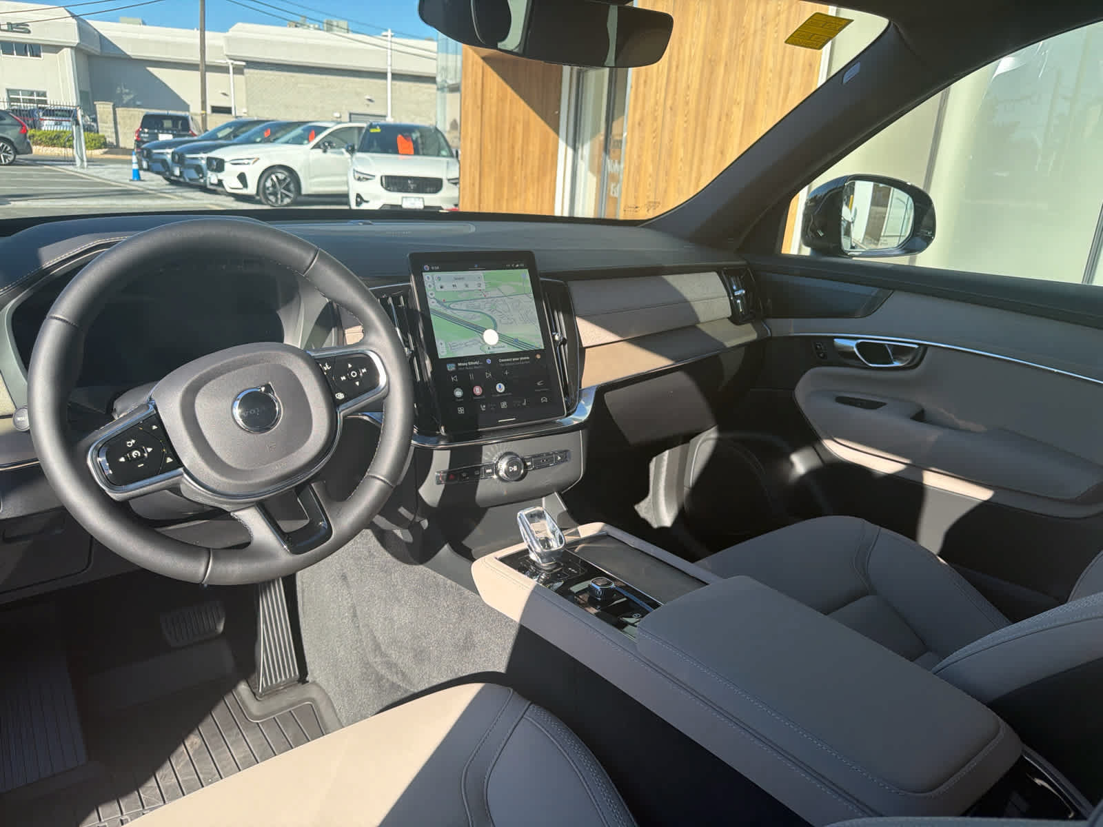 Used 2027 Volvo XC90 B6 Plus AWD/4WD image 15