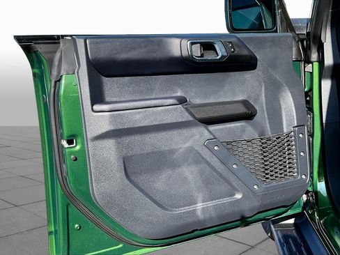 Certified 2025 Ford Bronco Outer Banks AWD/4WD image 22
