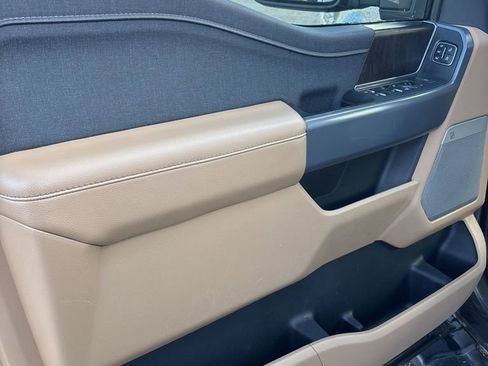 Used 2023 Ford F150 Lariat image 9