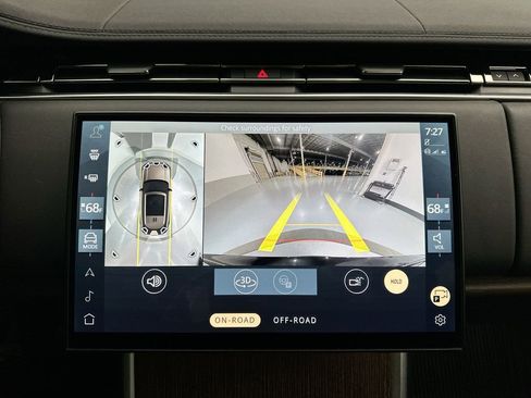 Used 2024 Land Rover Range Rover SE image 16
