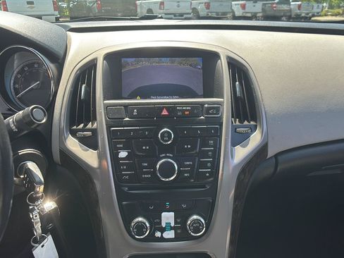 Used 2013 Buick Verano Convenience FWD image 33