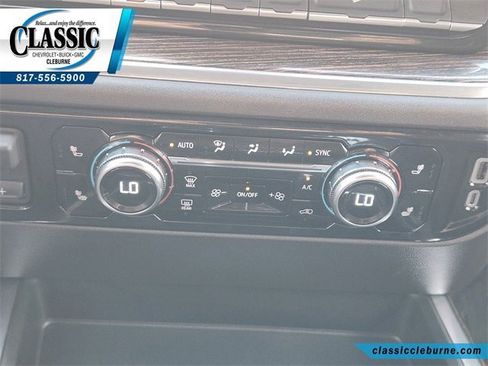 Used 2025 GMC Sierra 1500 Elevation w/ Preferred Package image 19