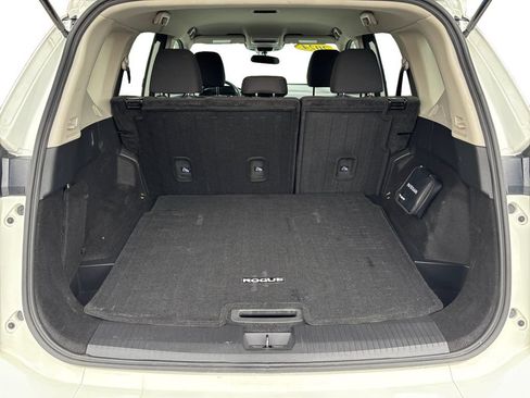 Used 2024 Nissan Rogue S AWD/4WD image 19