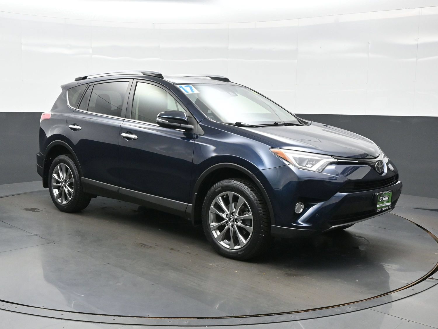Used 2017 Toyota RAV4 Limited w/ Carpet Mat Package AWD/4WD image 11