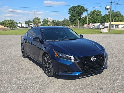 Used 2023 Nissan Altima 2.5 SR image 5