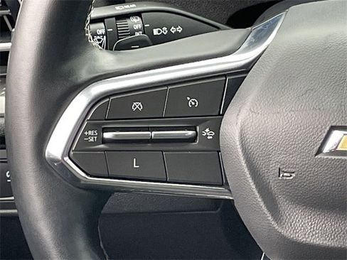 Used 2024 Chevrolet Traverse LT image 13