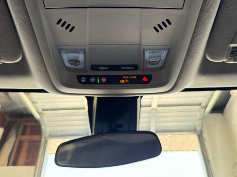 Used 2025 Chevrolet Blazer LT FWD image 51