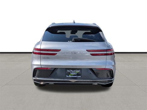 New 2026 Genesis GV70 2.5T image 6