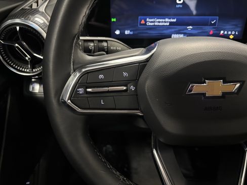 Used 2025 Chevrolet Equinox LT w/ Convenience Package II image 21