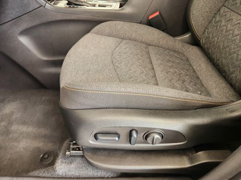 Used 2024 Chevrolet Equinox LT AWD/4WD image 26