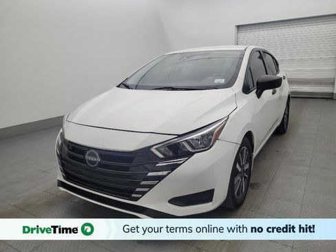 Used 2024 Nissan Versa S w/ S Plus Package FWD image 1