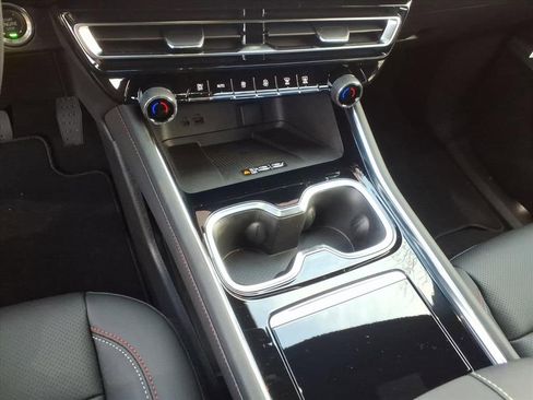 New 2026 Chevrolet Traverse Z71 w/ Driver Confidence Package image 28