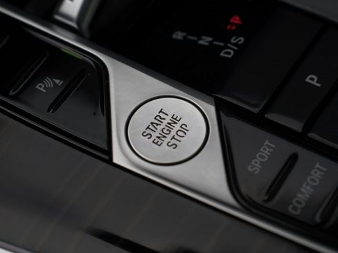 Used 2023 BMW X7 xDrive40i w/ Premium Package image 29