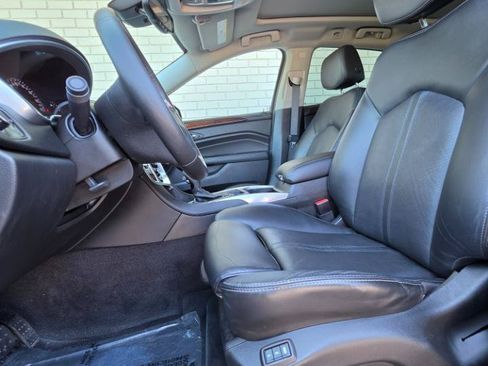 Used 2016 Cadillac SRX Luxury w/ Driver Awareness Package AWD/4WD image 11