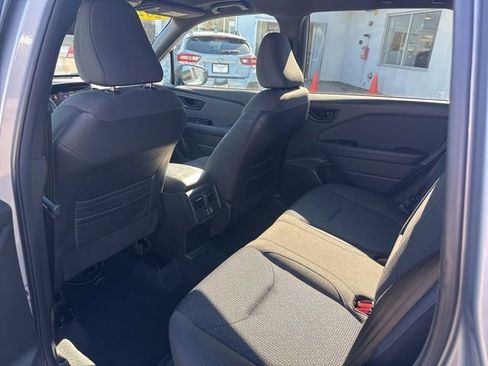 Used 2025 Subaru Forester Premium image 10